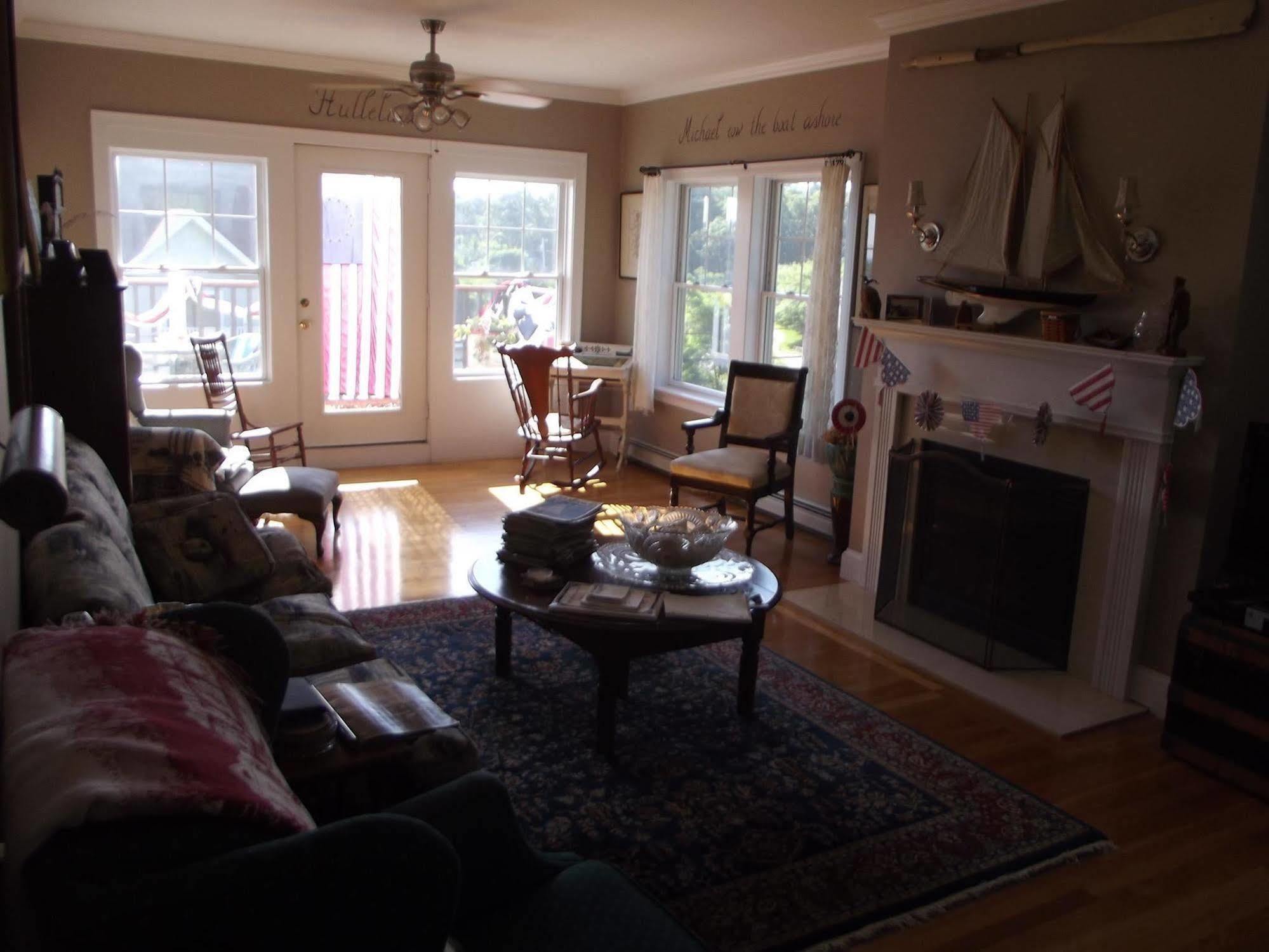 Josephine'S On The Bay Bed And Breakfast Hull Exterior foto