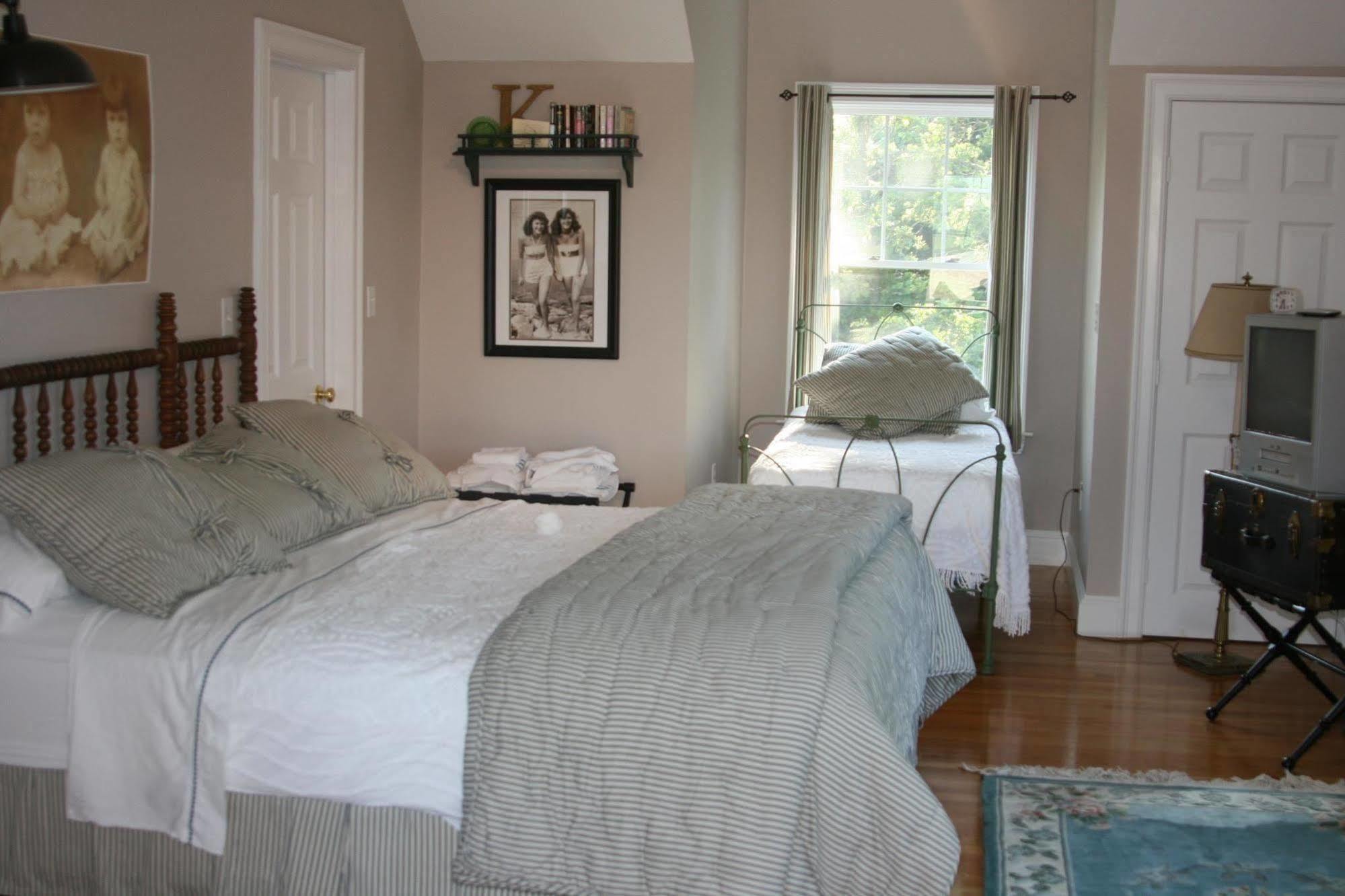 Josephine'S On The Bay Bed And Breakfast Hull Exterior foto
